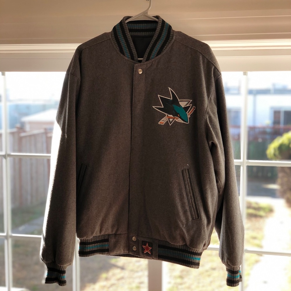 Reversible San Jose Sharks jacket & Brent Burns jersey - Picture 2 of 14